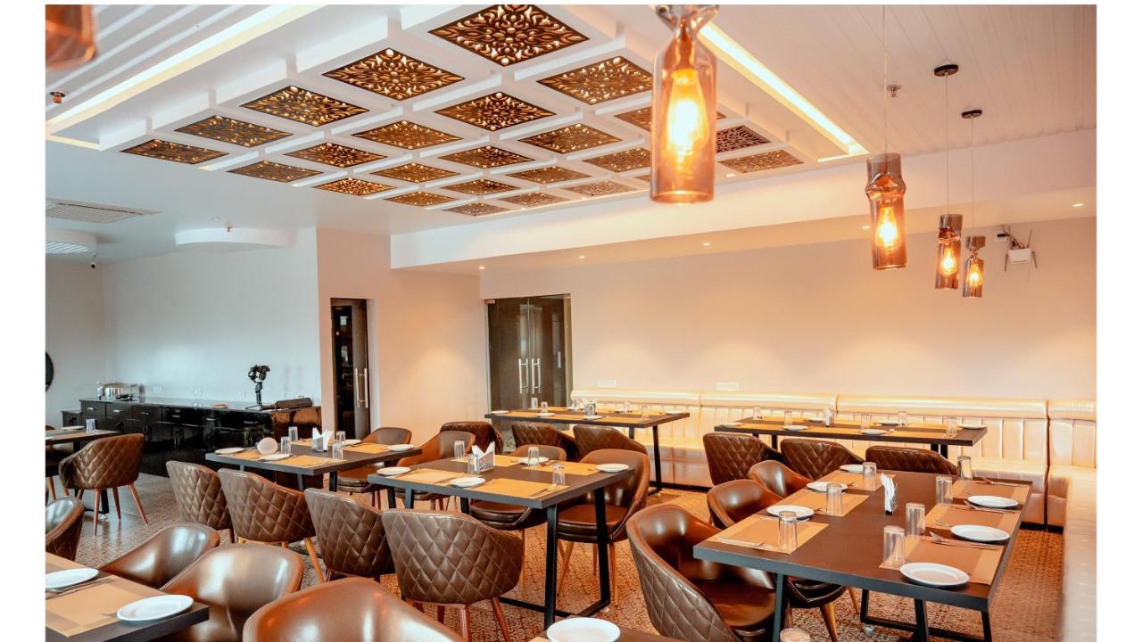 Hotel Dc Star Tarapith Exterior photo