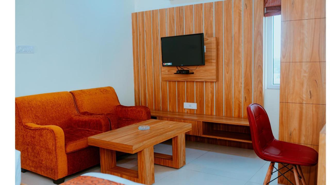 Hotel Dc Star Tarapith Exterior photo